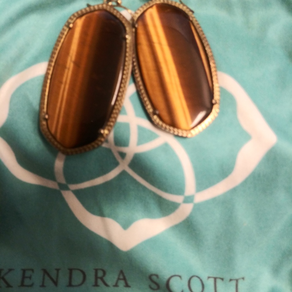 Kendra Scott - Picture 4 of 7